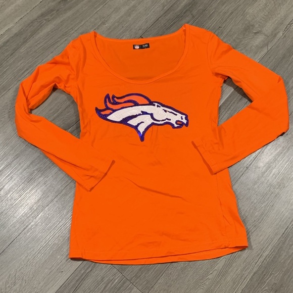 NFL Team Apparel Denver Broncos Sequin Long Sleeve Tee size M - Picture 6 of 9